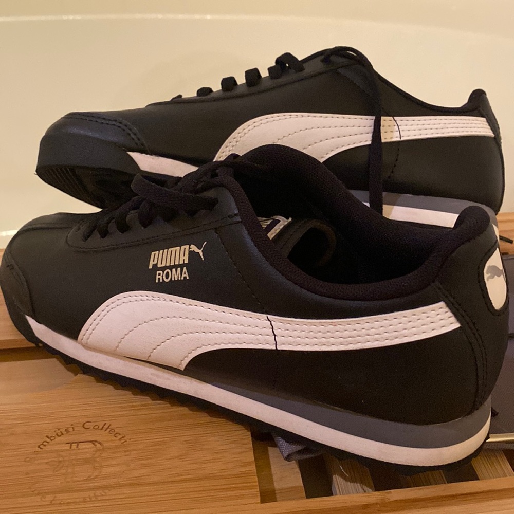 Black/white Puma